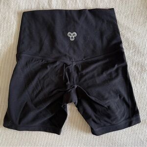 Aritzia Black Bike Shorts